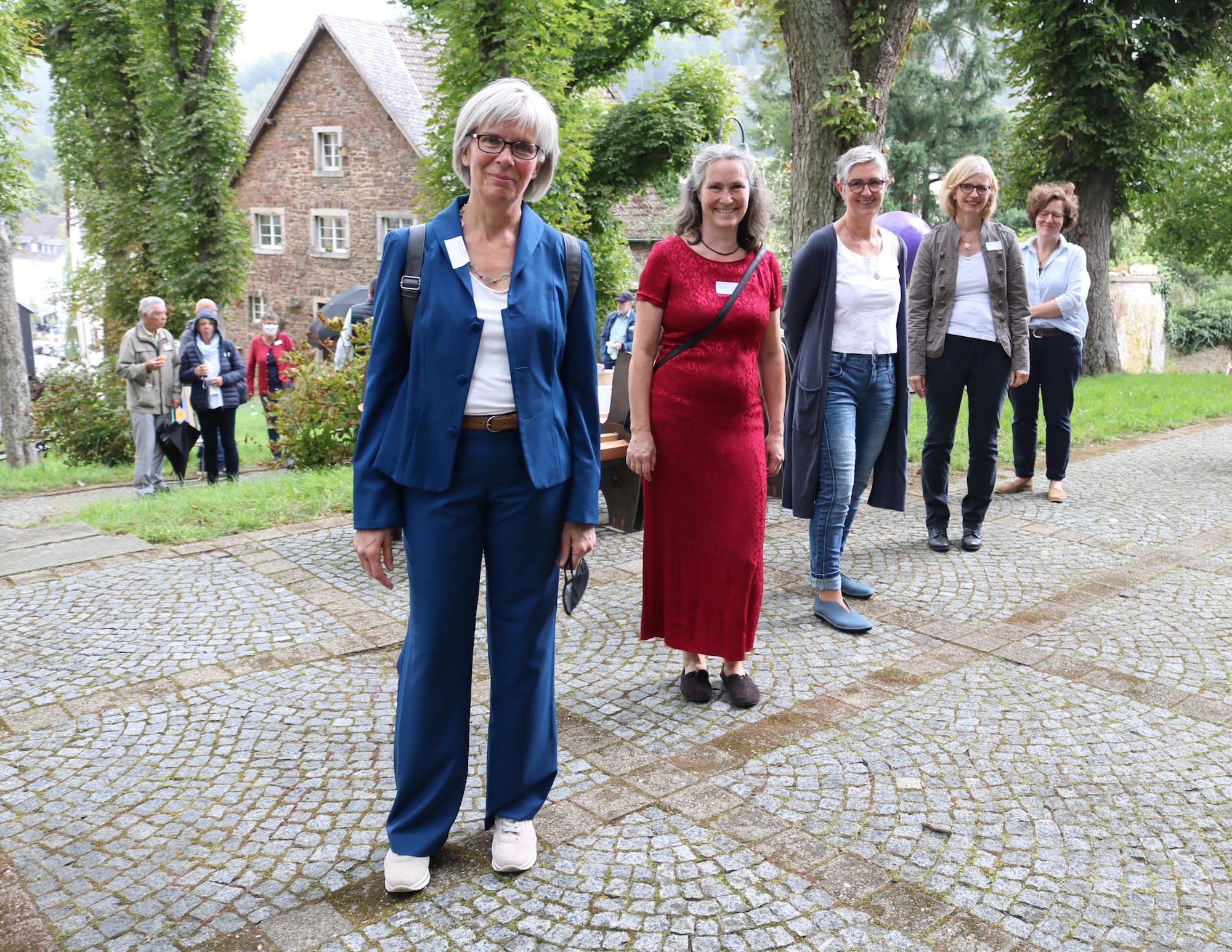 Fünf Frauen, ein Weg: Ida Prinz-Hochgürtel, Carola Schmitz, Uschi Grab, Bettina Sauer und Ursula Seeger (v. l.).